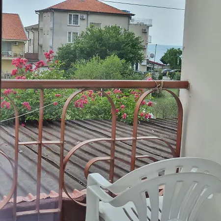 Lazur رافدا