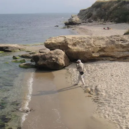 فندق Lazur